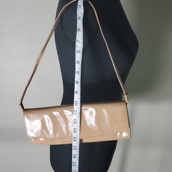 Stuart Weitzman - Picture 5 of 7